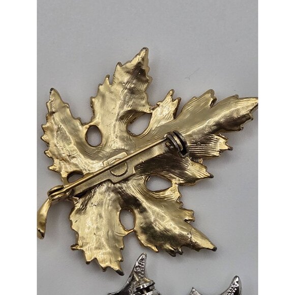 VTG 2PC Brooch Maple Leaf Set Gold Silver Tone Fall Classy Elegant Statement Pin - Picture 13 of 16